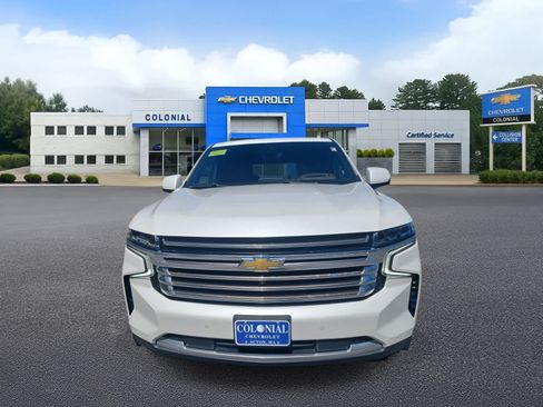 Used 2022 Chevrolet Tahoe High Country w/ Premium Package 2 AWD/4WD image 32