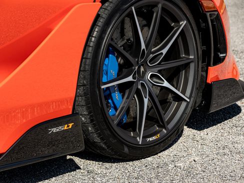 Used 2021 McLaren 765LT image 36