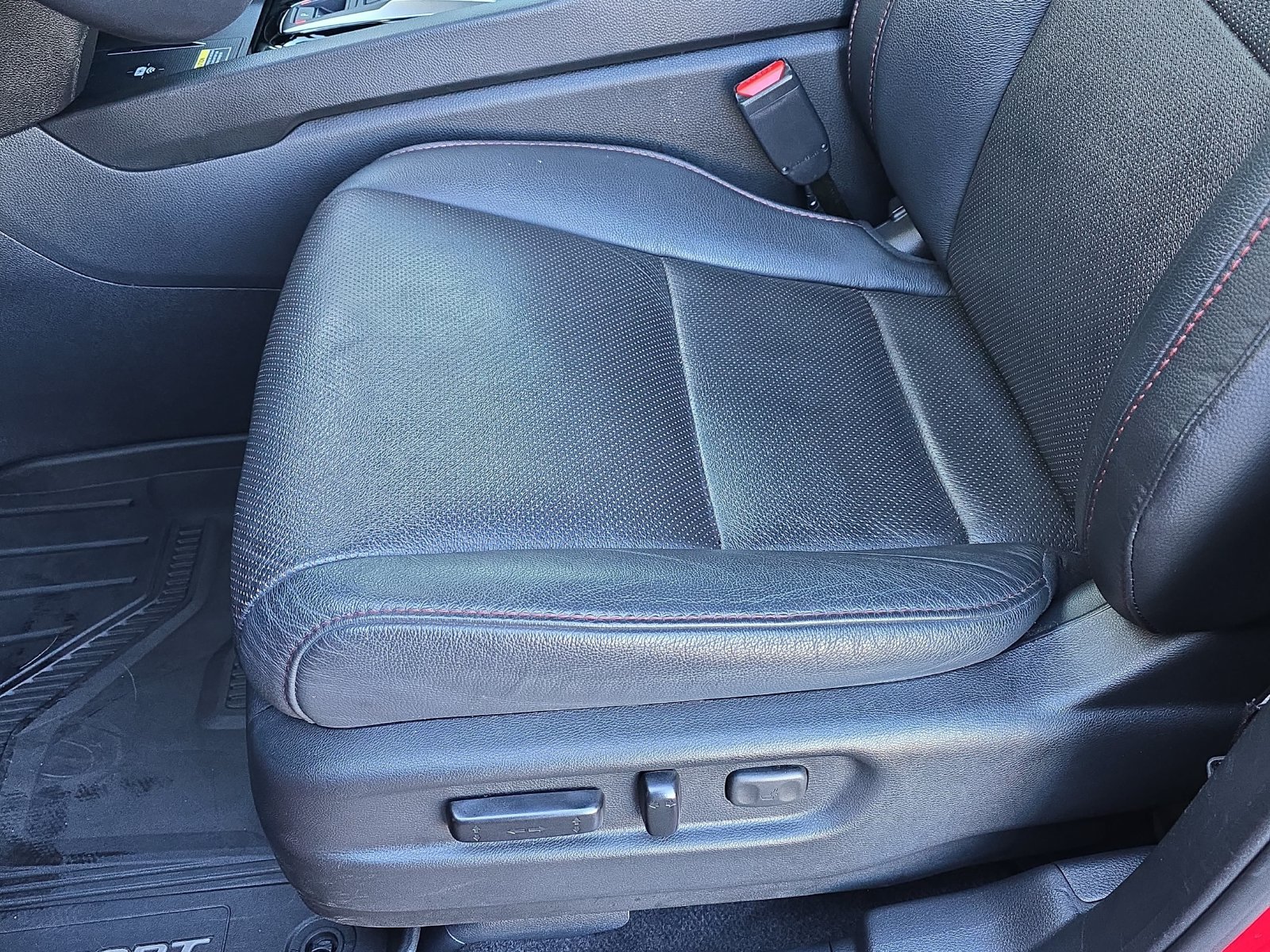 Certified 2025 Honda Passport Black Edition image 26