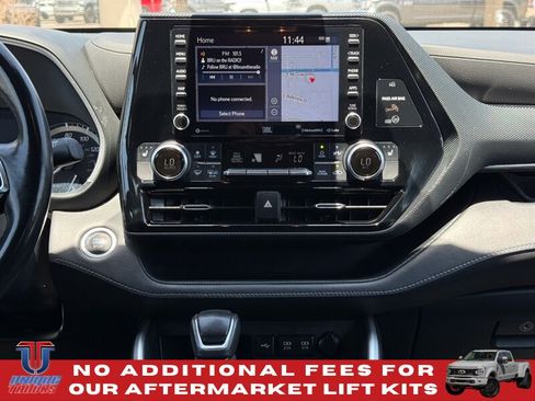Used 2021 Toyota Highlander XSE AWD/4WD image 34