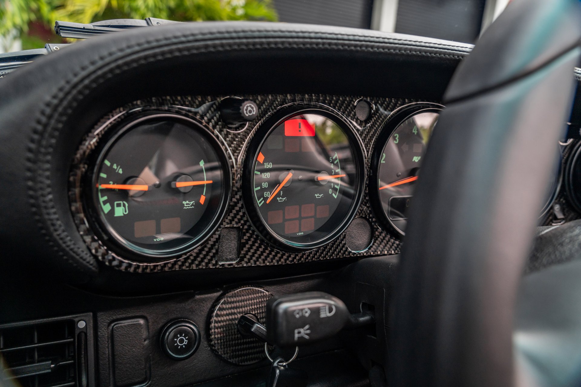 Used 1996 Porsche 911 Turbo RWD image 38