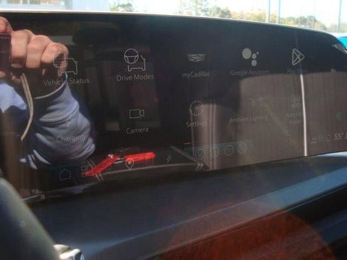 New 2026 Cadillac Vistiq Luxury image 12