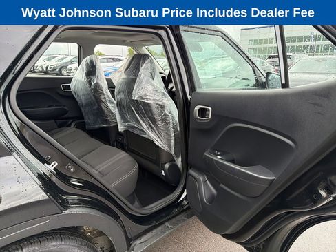 Used 2025 Hyundai Venue SEL FWD image 29