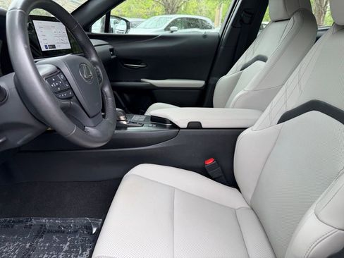 Used 2025 Lexus UX 300h FWD w/ Cold Area Package image 18