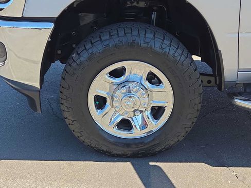 Used 2022 RAM 2500 Big Horn AWD/4WD image 16