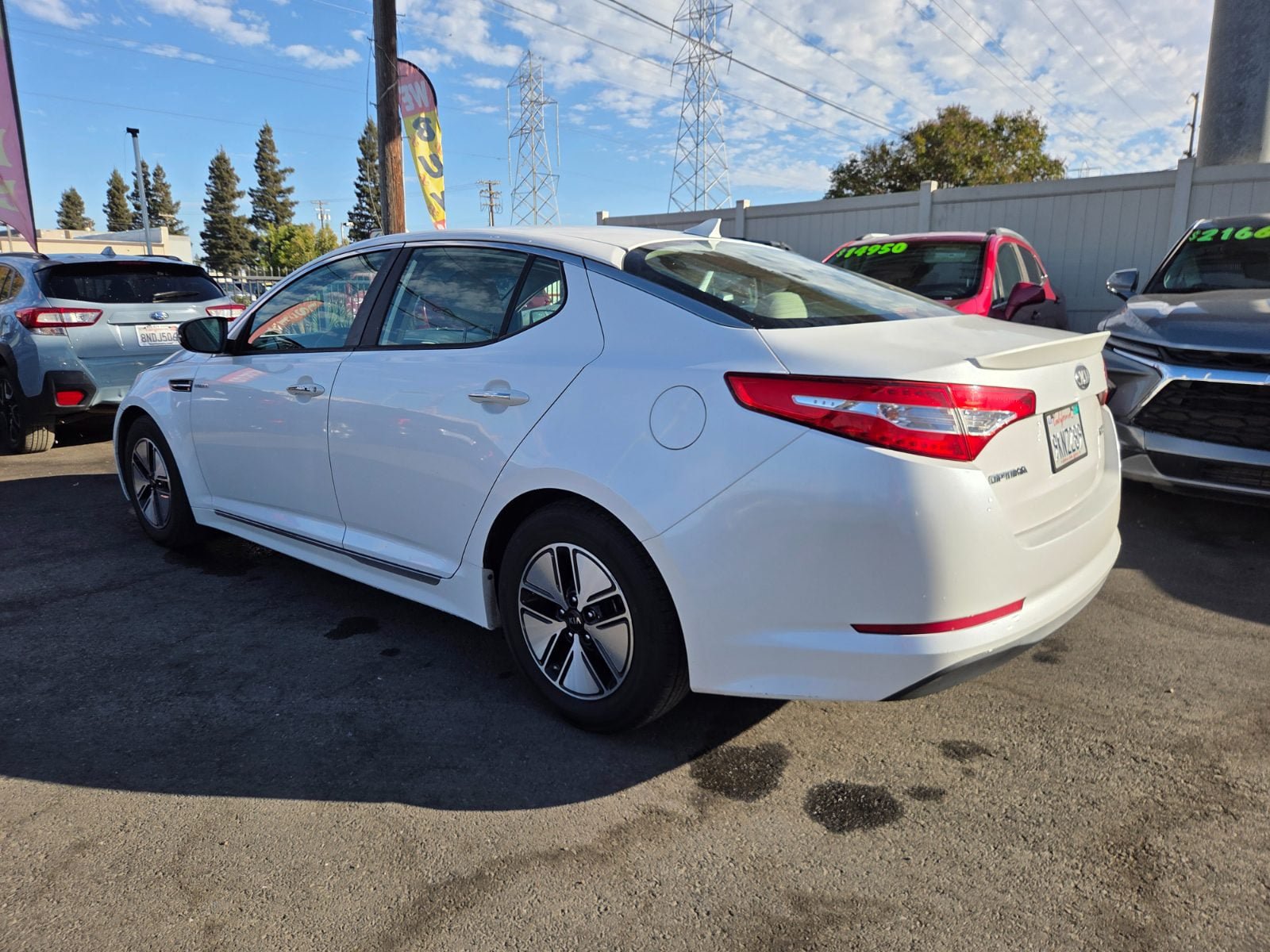 Used 2013 Kia Optima LX w/ Hybrid Convenience Pkg FWD image 2