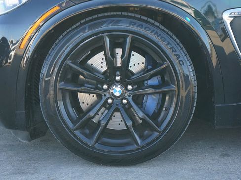 Used 2017 BMW X5 M image 15