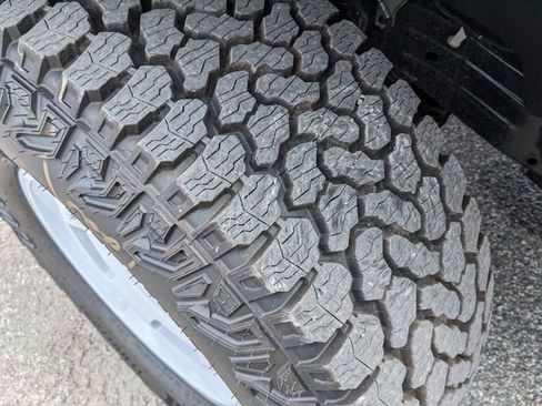 New 2026 Ford Bronco Heritage Edition AWD/4WD image 34