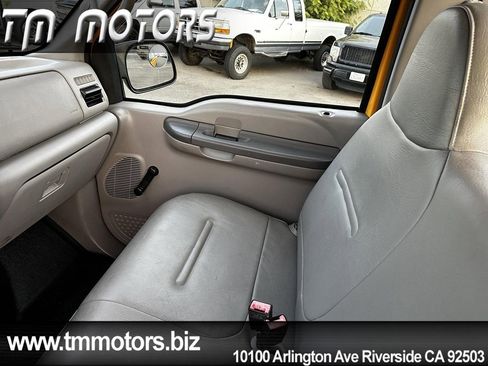 Used 2001 Ford F250 XL image 11