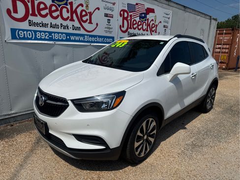 Used 2021 Buick Encore Preferred w/ Safety Package II FWD image 6