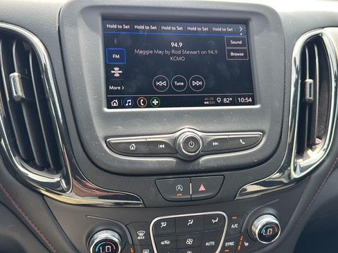 Used 2022 Chevrolet Equinox RS FWD image 29