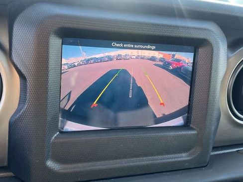 Used 2021 Jeep Wrangler Unlimited Sport image 27