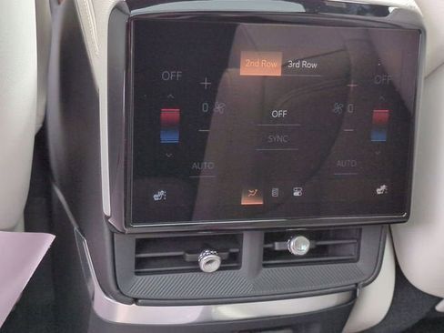 New 2026 Cadillac Vistiq Premium Luxury AWD/4WD image 22