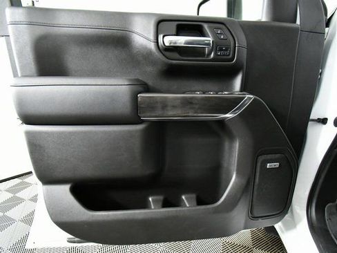 Used 2020 Chevrolet Silverado 1500 LTZ w/ LTZ Plus Package image 21