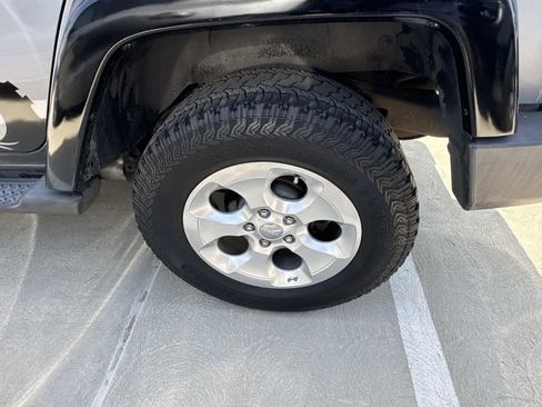 Used 2013 Jeep Wrangler Unlimited Sahara w/ Connectivity Group image 6