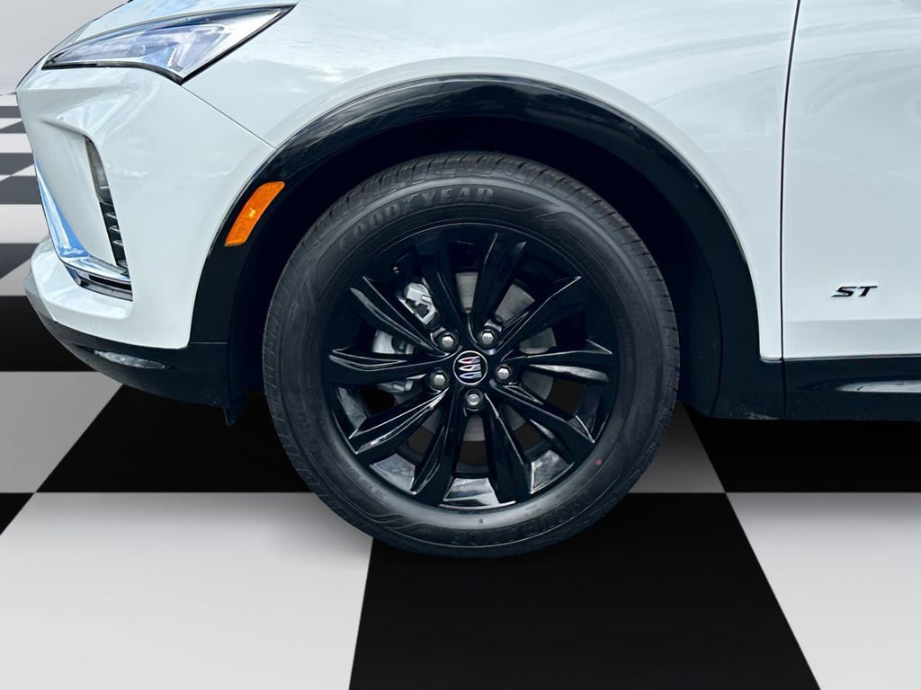 New 2026 Buick Envista Sport Touring w/ Convenience I Package FWD image 14