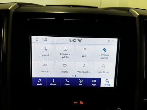 Used 2020 Ford F150 Lariat w/ Equipment Group 502A Luxury AWD/4WD image 40