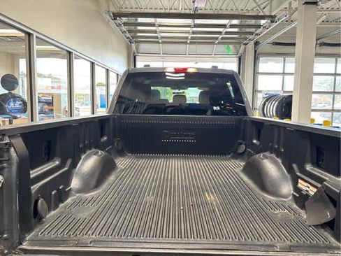 Used 2025 Ford F250 XLT image 25