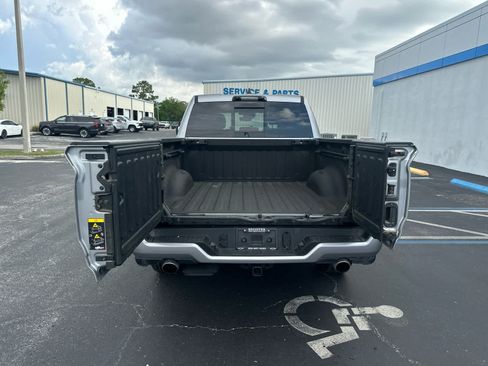 Used 2025 RAM 1500 Laramie w/ Advanced Safety Group II AWD/4WD image 16