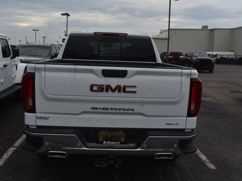 Used 2025 GMC Sierra 1500 SLT w/ SLT Premium Plus Package AWD/4WD image 4
