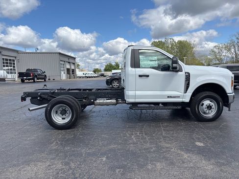 Used 2025 Ford F350 XL w/ XL Chrome Package AWD/4WD image 6