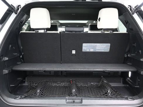 Certified 2024 Toyota Sequoia Capstone AWD/4WD image 32