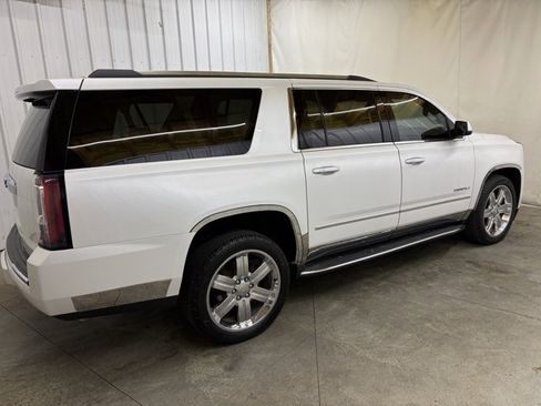 Used 2018 GMC Yukon XL Denali image 4