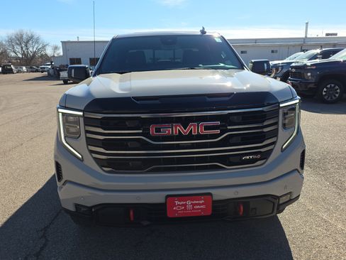 New 2026 GMC Sierra 1500 AT4 w/ AT4 Premium Package image 3