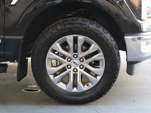 Used 2024 Ford F150 Lariat w/ Equipment Group 502A High AWD/4WD image 10