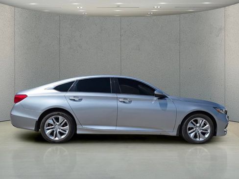 Used 2020 Honda Accord LX image 3