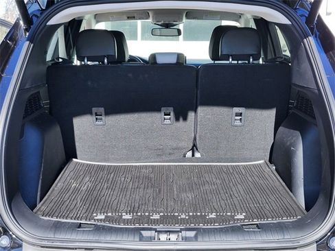 Certified 2025 Ford Escape Platinum w/ Premium Technology Package image 33