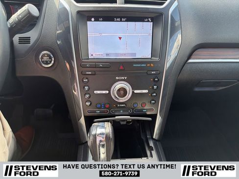 Used 2019 Ford Explorer Limited w/ Class III Trailer Tow Package FWD image 24