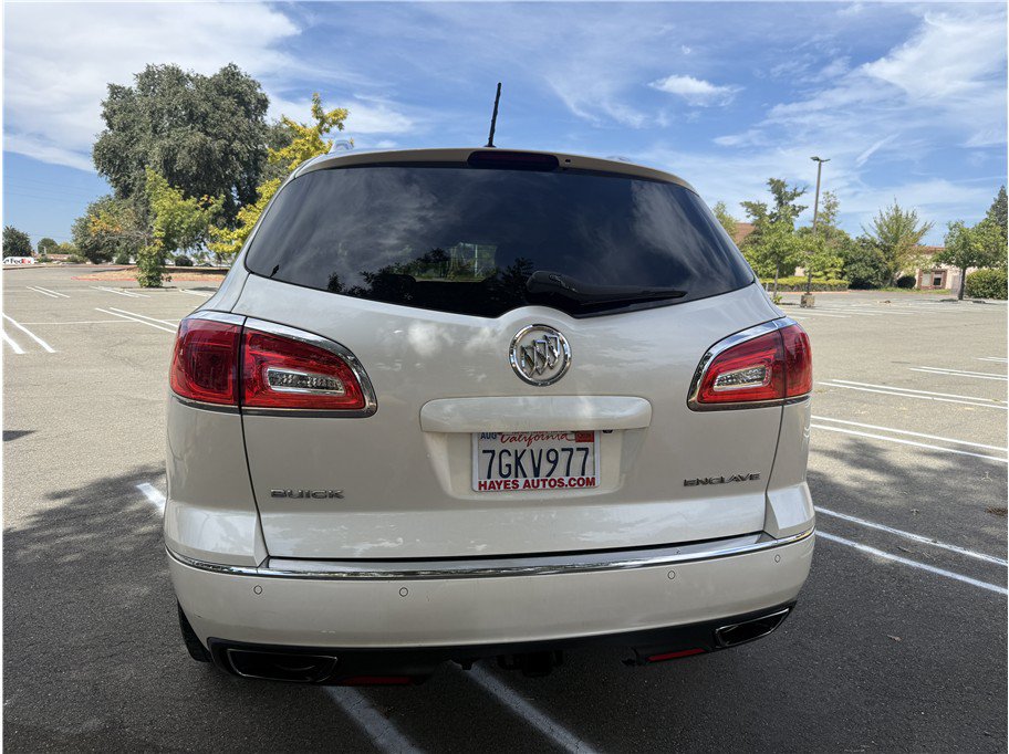 Used 2014 Buick Enclave Leather w/ Trailering Provision Package FWD image 6