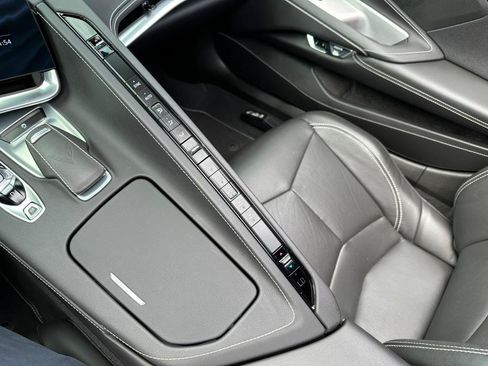 Used 2021 Chevrolet Corvette Stingray Coupe w/ Engine Appearance Package RWD image 21