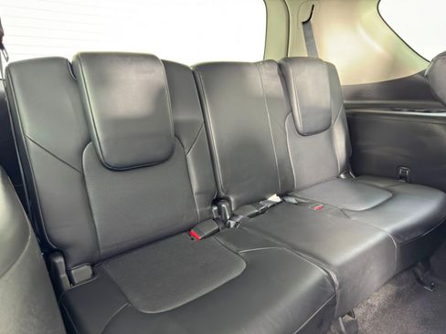 Used 2020 Nissan Armada SL w/ Premium Package image 40