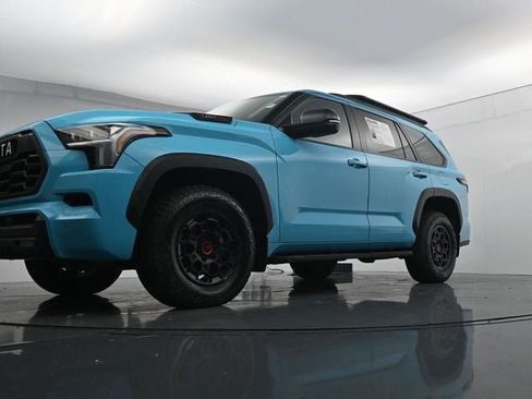 Used 2026 Toyota Sequoia TRD Pro AWD/4WD image 33