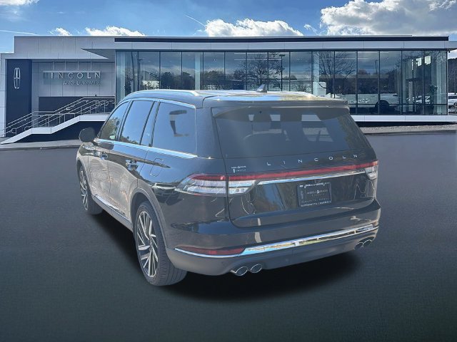 Used 2024 Lincoln Aviator Reserve w/ Equipment Group 201A AWD/4WD image 6