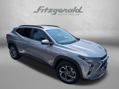 Used 2025 Chevrolet Trax LT