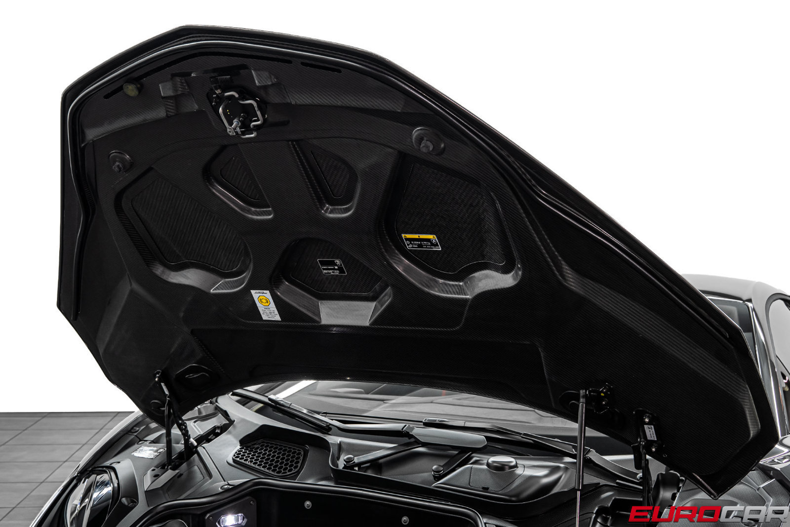 Used 2025 Lamborghini Revuelto AWD/4WD image 11