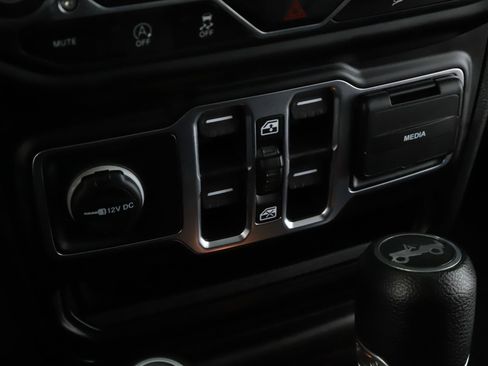 Used 2020 Jeep Wrangler Unlimited Sport S image 14