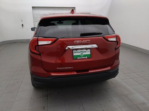 Used 2023 GMC Terrain SLE FWD image 6