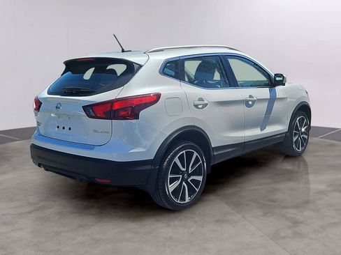 Used 2019 Nissan Rogue Sport SL w/ Premium Package AWD/4WD image 4