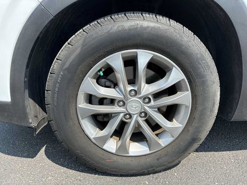 Used 2020 Hyundai Santa Fe SEL AWD/4WD image 18