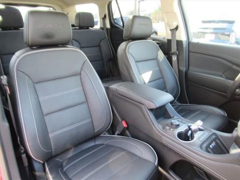 Used 2020 GMC Acadia Denali w/ Technology Package image 7