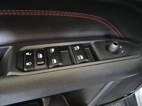 Used 2024 Jeep Compass Trailhawk AWD/4WD image 15