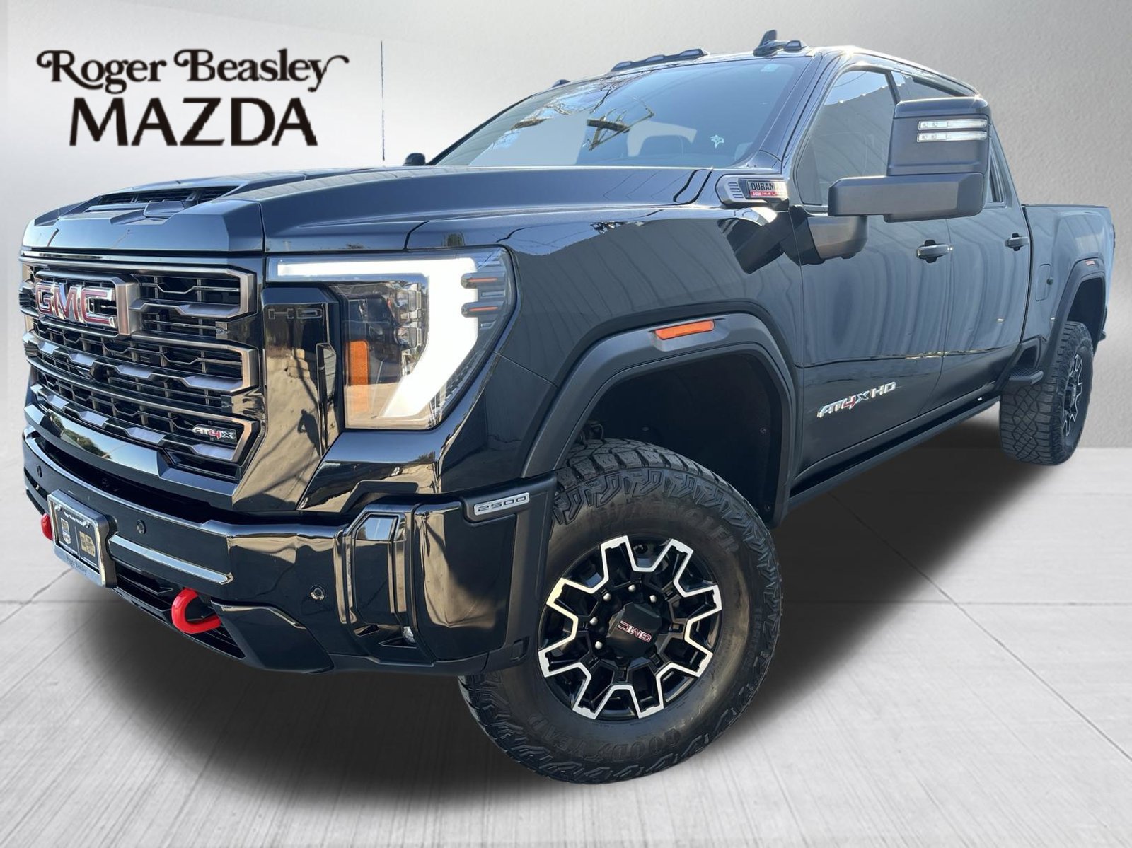 Used 2025 GMC Sierra 2500 AT4X AWD/4WD image 1