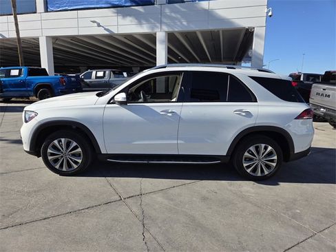 Used 2020 Mercedes-Benz GLE 350 4MATIC image 3