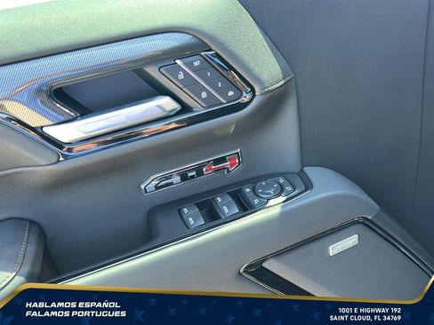 New 2026 GMC Sierra 1500 AT4 w/ AT4 Premium Package AWD/4WD image 11