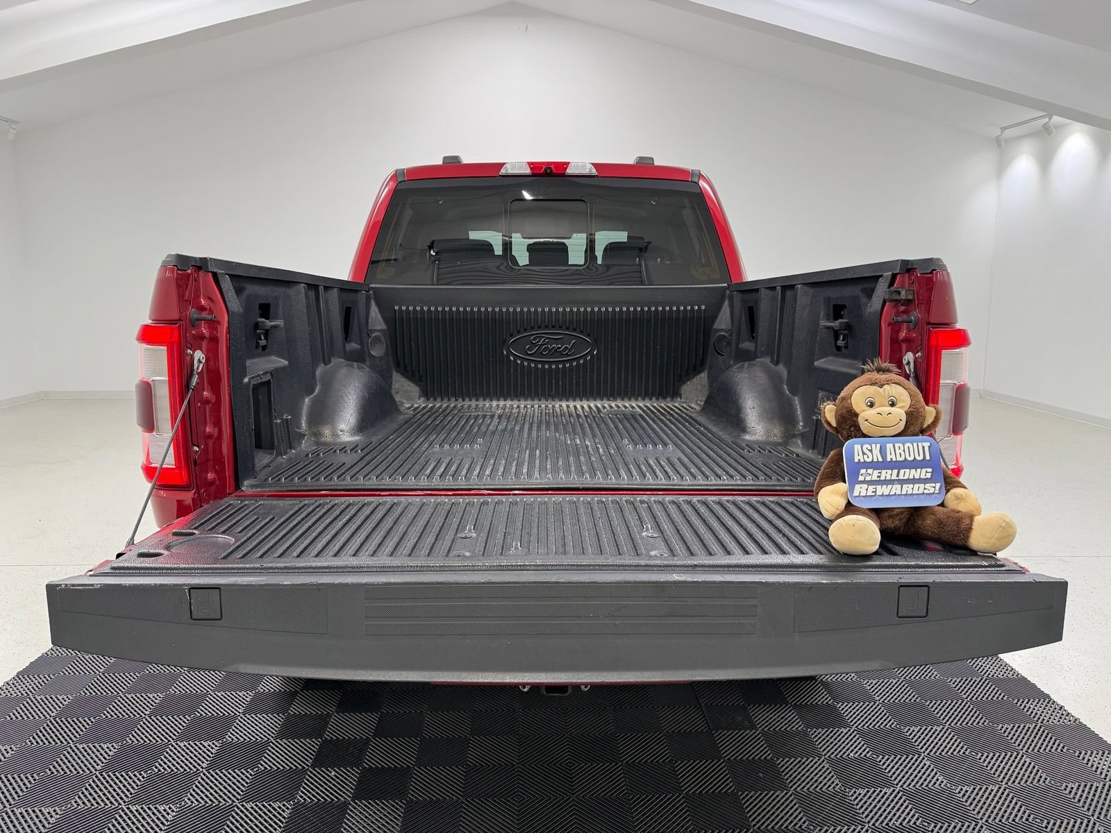 Used 2021 Ford F150 Lariat AWD/4WD image 8