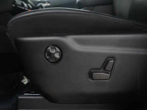 Used 2025 Dodge Durango GT image 26